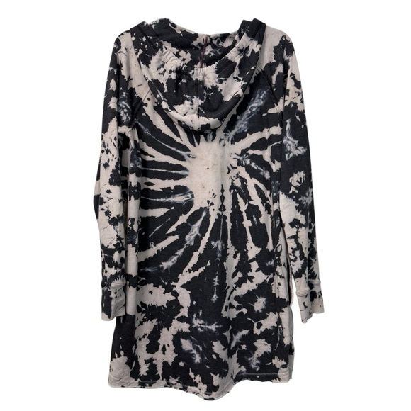 Women's Tie-Dye Hippie Festival Tunic Hoodie - Picture 3 of 7